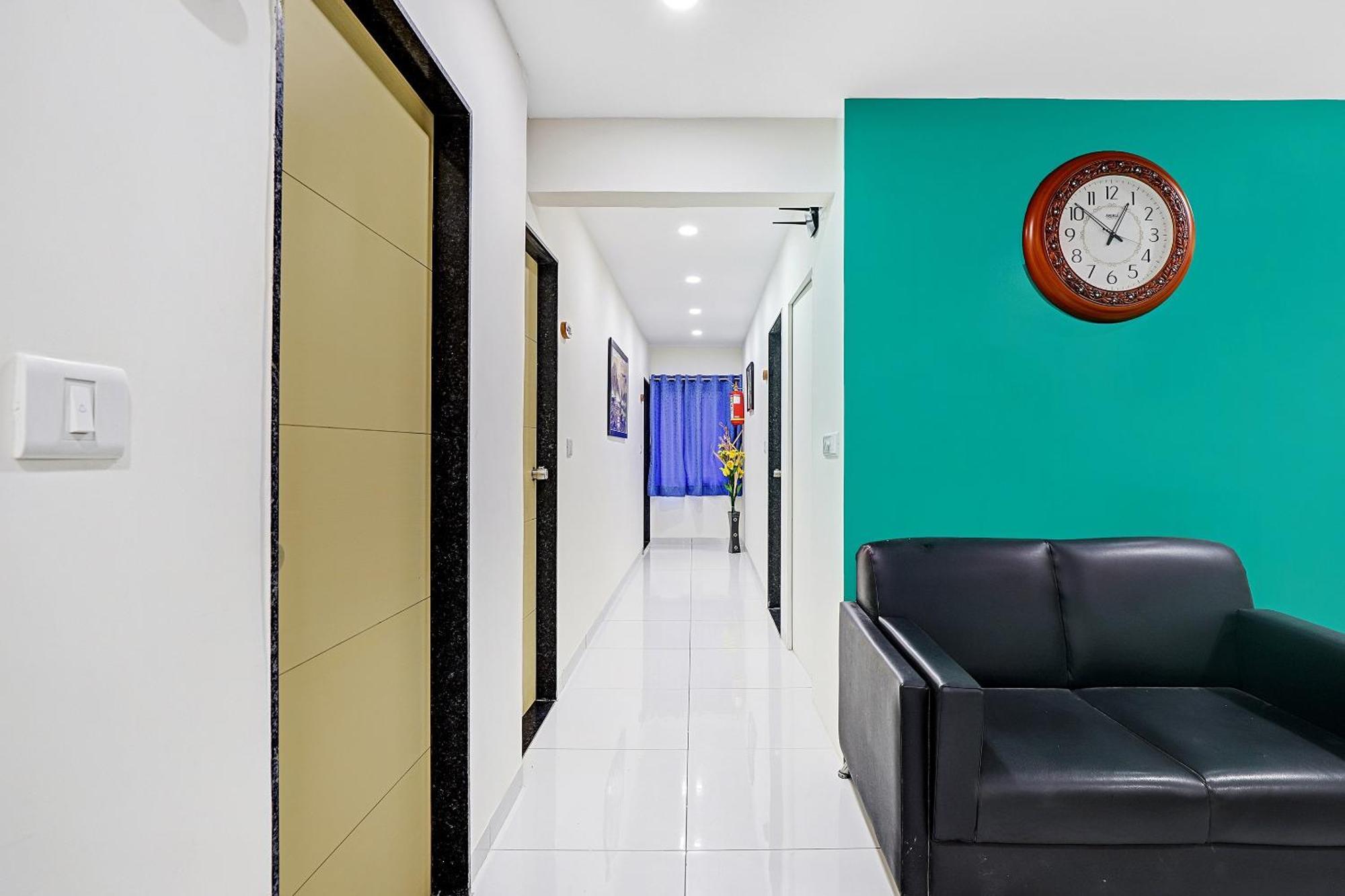 Hotel O La Veera Ahmedabad Buitenkant foto